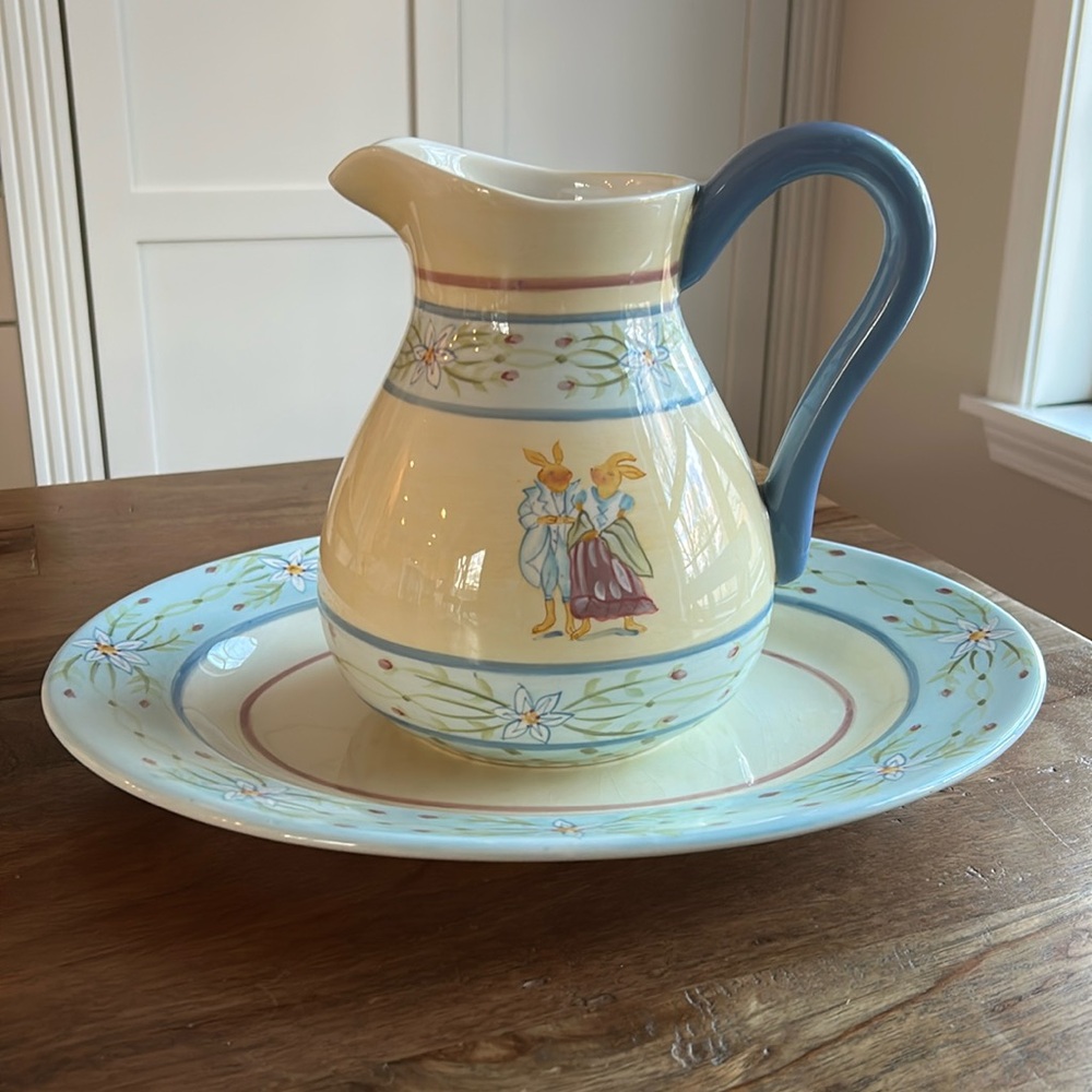 Floral, Bunny Pitcher and Platter Set, medium size